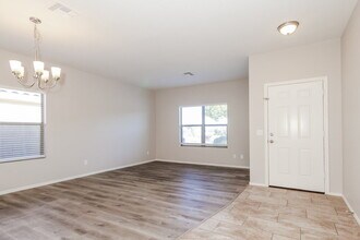 3134 W Cavedale Dr in Phoenix, AZ - Building Photo - Building Photo