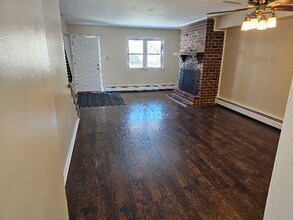 2405 Walnut Ridge Dr in Pottstown, PA - Building Photo - Building Photo