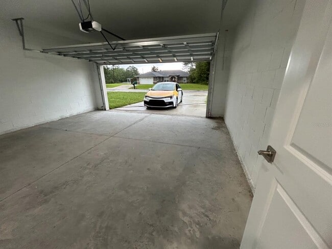 2741 W Rutland Dr in Citrus Springs, FL - Building Photo - Building Photo
