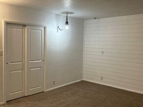 1525 N Patton Street in Springfield, IL - Building Photo - Building Photo