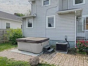 563 Broad Blvd in Kettering, OH - Building Photo - Building Photo