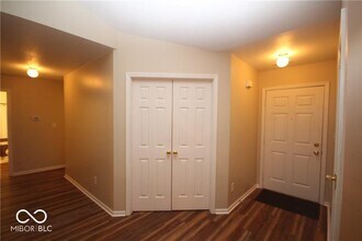 556 Hollowood Ln in Avon, IN - Building Photo - Building Photo