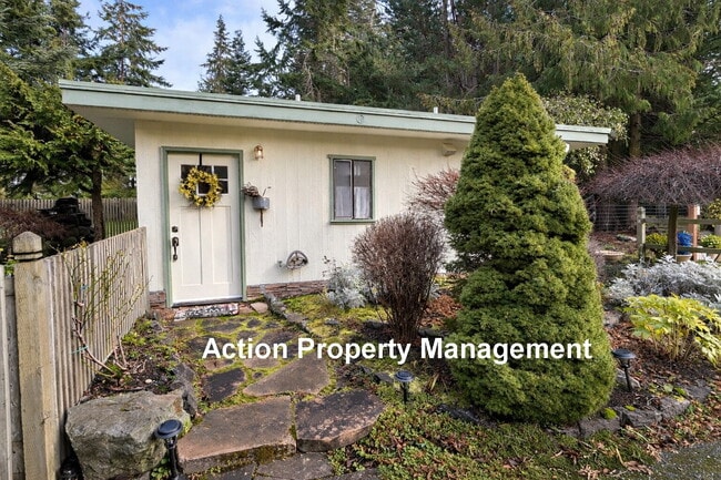 property at 215 Amber Ln