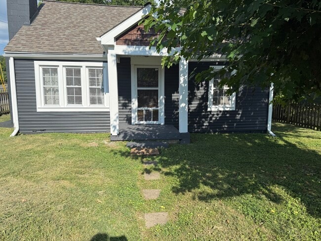 property at 1624 Porter Ave