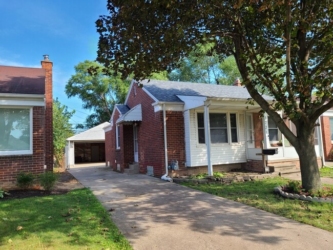 3721 Roosevelt St in Dearborn, MI - Foto de edificio - Building Photo