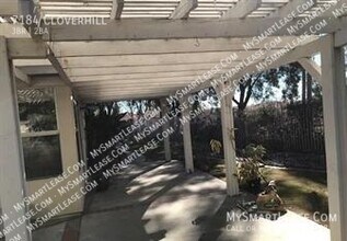 7184 Cloverhill Dr in Highland, CA - Building Photo - Building Photo