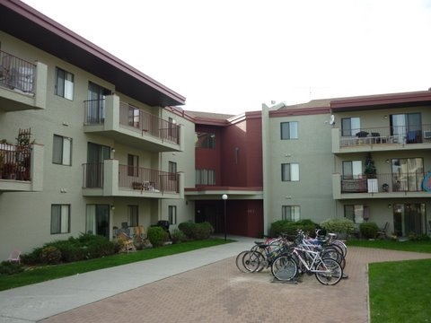 Missionview Estates in Kelowna, BC - Building Photo