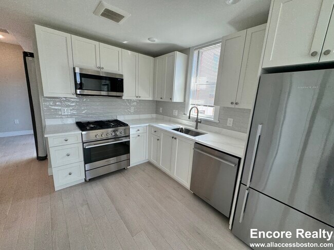property at 197 Green St