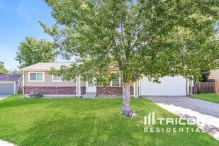 4323 S Eagle Cir in Aurora, CO - Building Photo