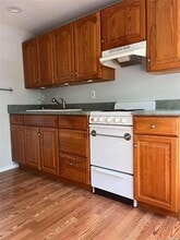 5 Maplewood Rd in Huntington Station, NY - Building Photo - Building Photo