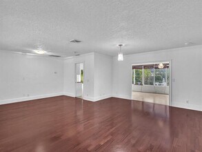 899 NW 6th Dr in Boca Raton, FL - Building Photo - Building Photo