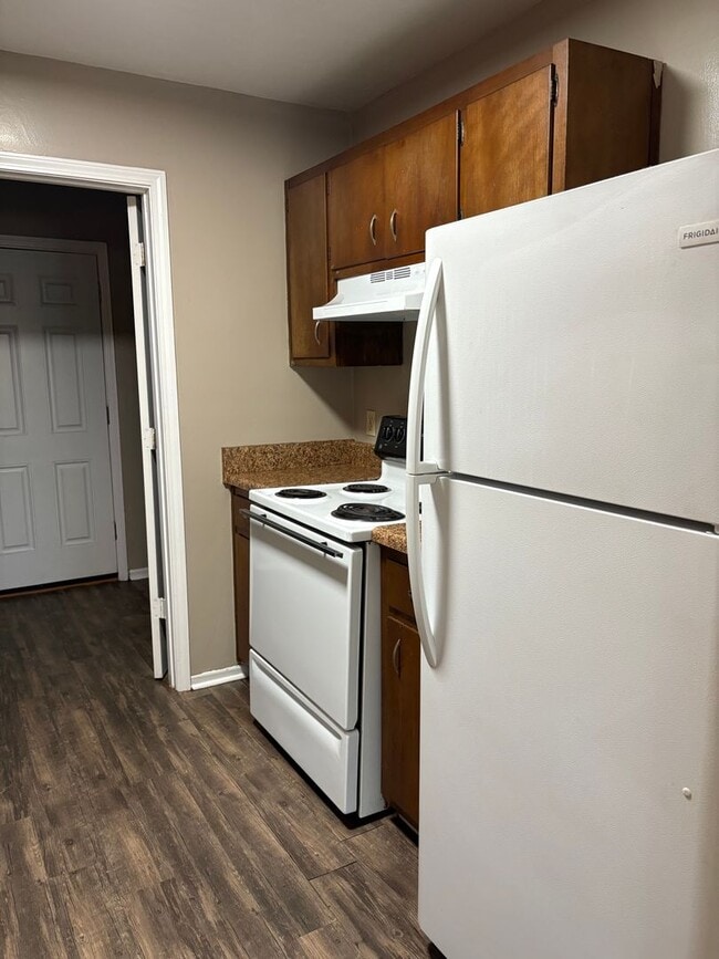 2603-2611 Mission Rd in Tallahassee, FL - Building Photo - Building Photo