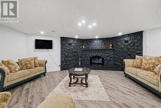 1570 River Rd in Ottawa, ON - Building Photo - Building Photo