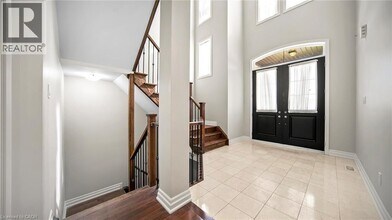 129 Robert Berry Crescent in King City, ON - Building Photo - Building Photo