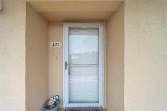 9510 Harbor Greens Way, Unit 407 in Seminole, FL - Building Photo - Building Photo