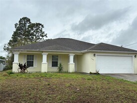 3109-3110 10th St W in Lehigh Acres, FL - Building Photo