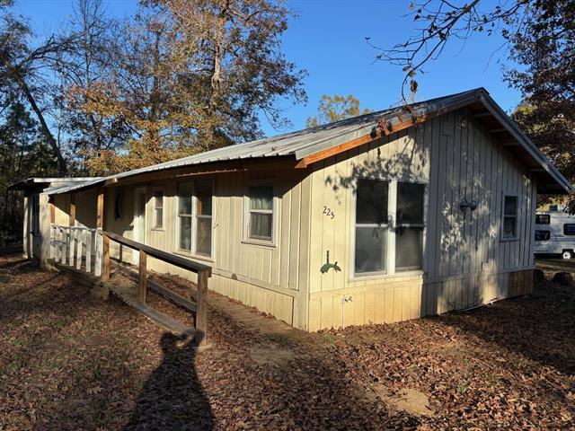 225 Co Rd 4090 in Woodville, TX - Building Photo - Building Photo
