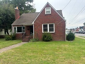 915 Mapole Ave in Norfolk, VA - Building Photo