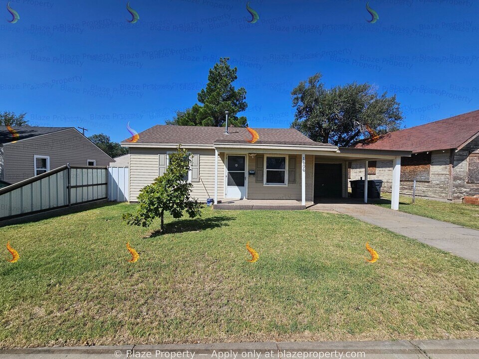 1606 S La Salle St in Amarillo, TX - Building Photo