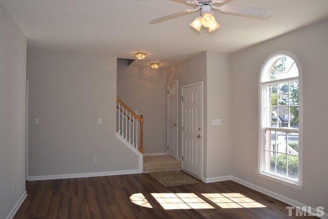 5646 Picnic Rock Ln in Raleigh, NC - Building Photo - Building Photo