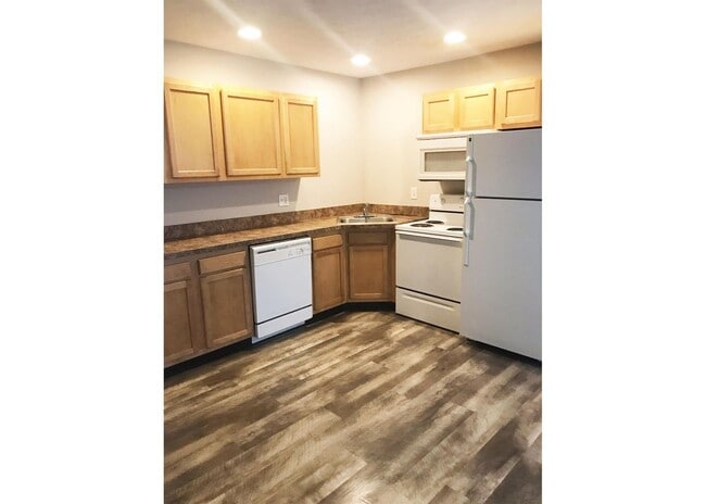 property at 550 Lowell Ave