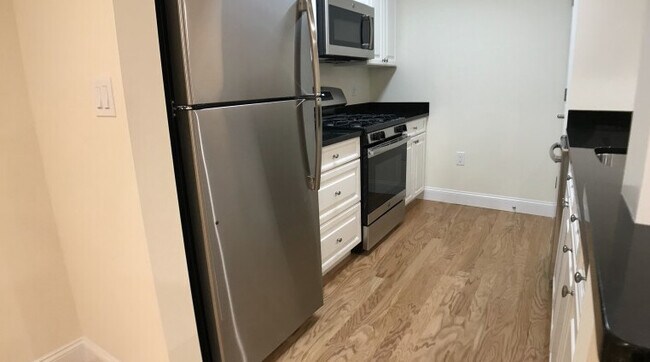 16 Chauncy St, Unit 20-C in Cambridge, MA - Building Photo - Building Photo