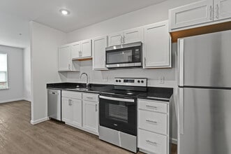 Steel Works in Steelton, PA - Foto de edificio - Interior Photo