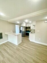 435 Newport Rd in Hull, MA - Building Photo - Building Photo
