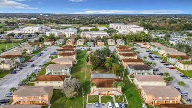 694 Michigan Ct in St. Cloud, FL - Building Photo - Building Photo
