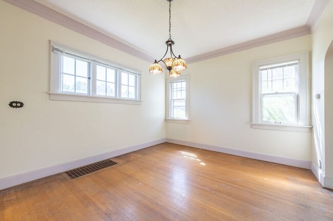 property at 3426 NE US Grant Pl