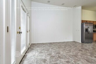 7517 Rainbow Spray Dr in Las Vegas, NV - Building Photo - Building Photo