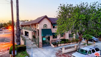 1017 Sonora Ave in Glendale, CA - Building Photo