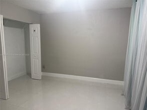 7105 W 13th Ave in Hialeah, FL - Building Photo - Building Photo