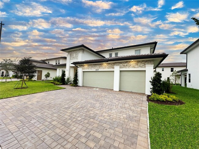 12297 Green Oak Dr in Davie, FL - Foto de edificio - Building Photo