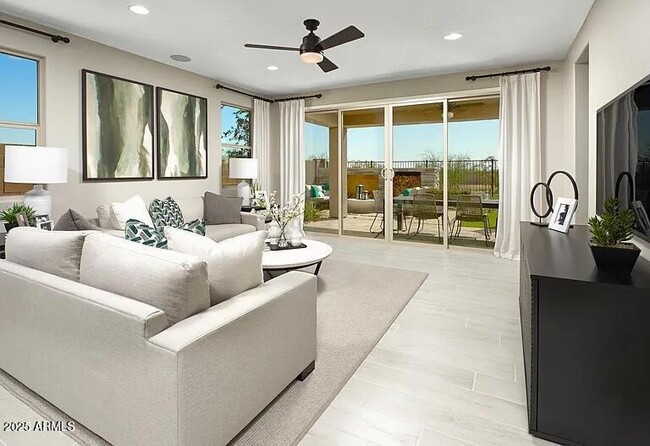 property at 15698 W Woodlands Ave