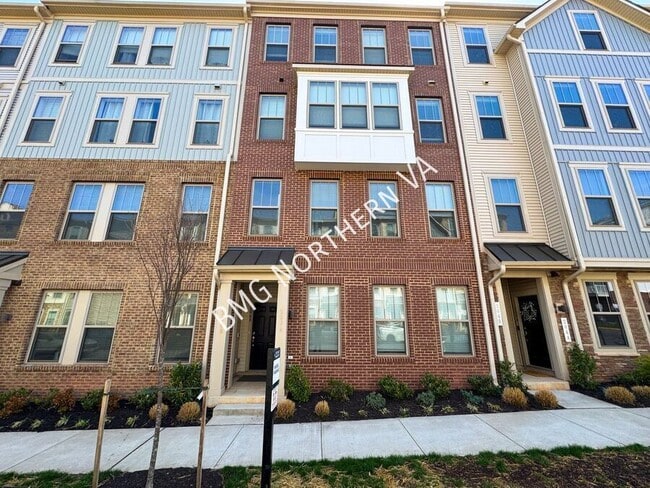 206 Park Central Ter