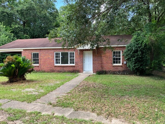 property at 1571 E Octavia Dr
