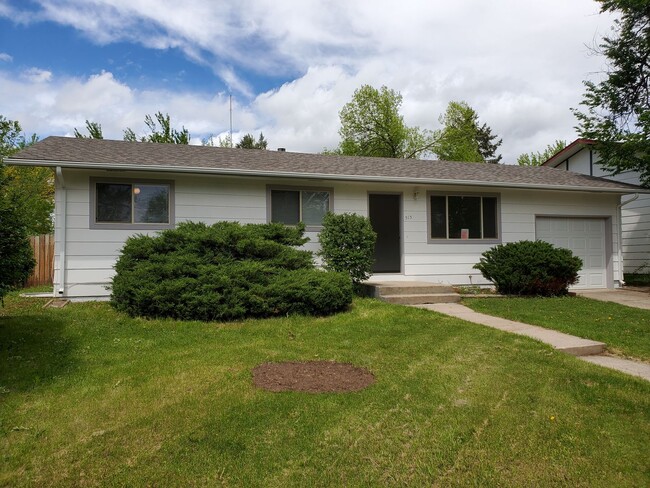 property at 313 N Roosevelt Ave