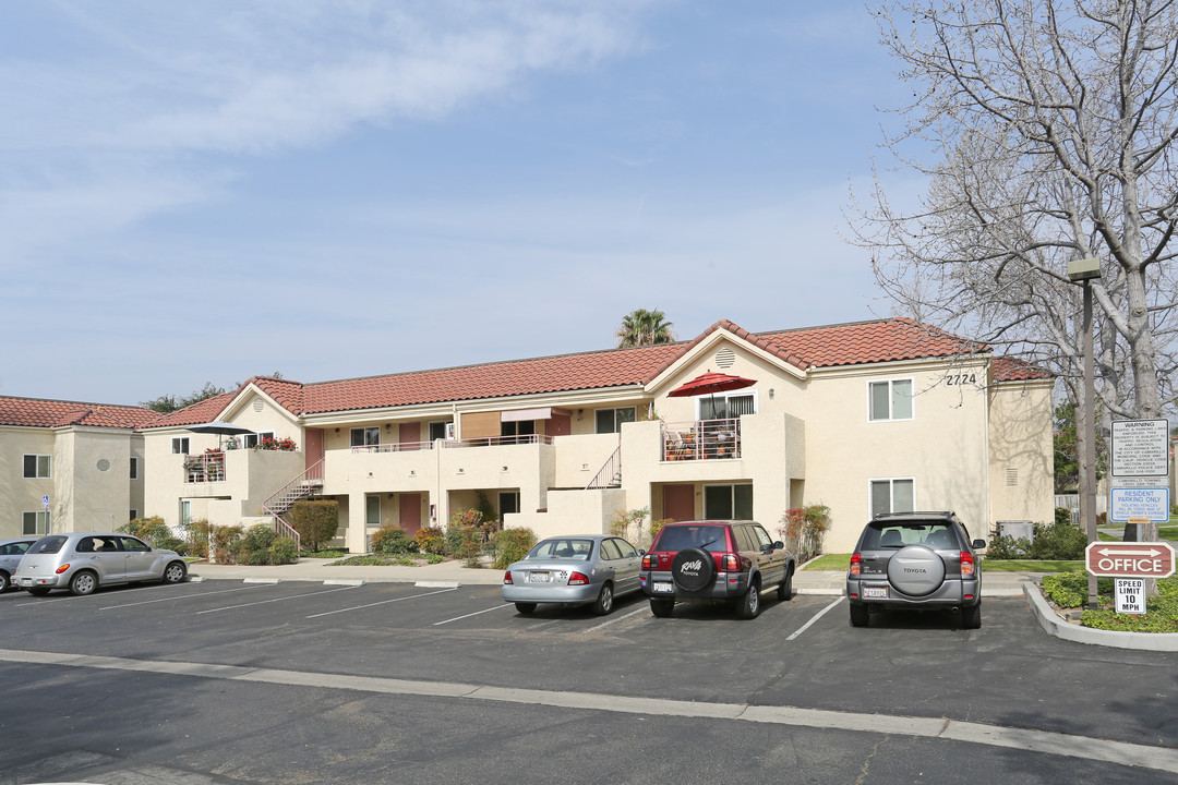 Mira Vista Senior Apartments in Camarillo, CA - Building Photo