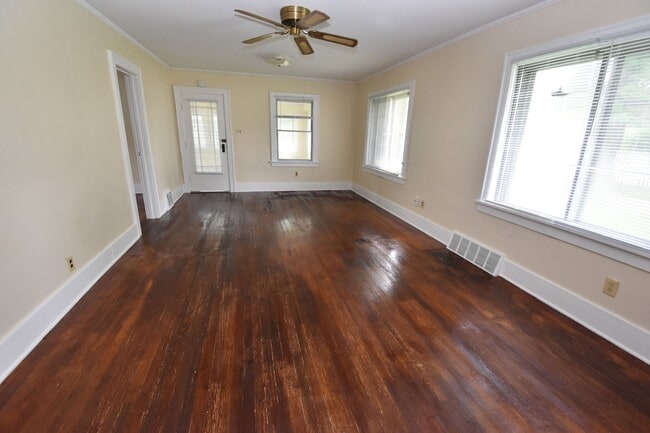 133 E Cripe St in Roseland, IN - Building Photo - Building Photo