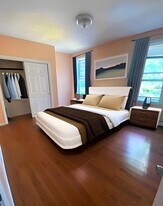 832 Huntington Ave, Unit 3 in Boston, MA - Building Photo