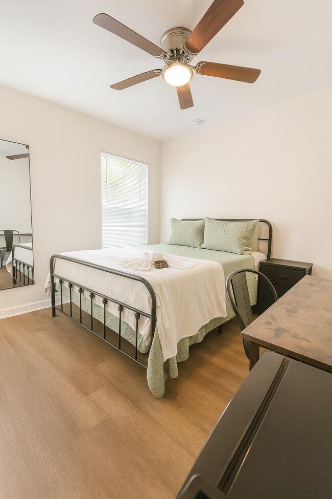 1895 Ave H NW in Winter Haven, FL - Building Photo - Building Photo