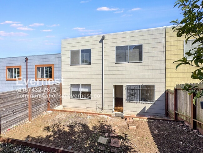 property at 868 Peralta Ave