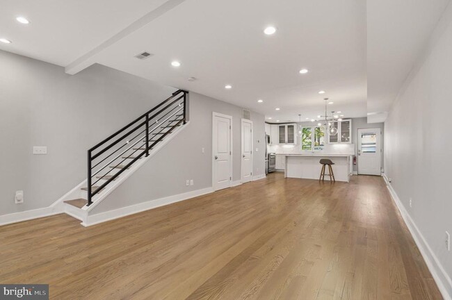925 Delafield Pl NW in Washington, DC - Building Photo - Building Photo