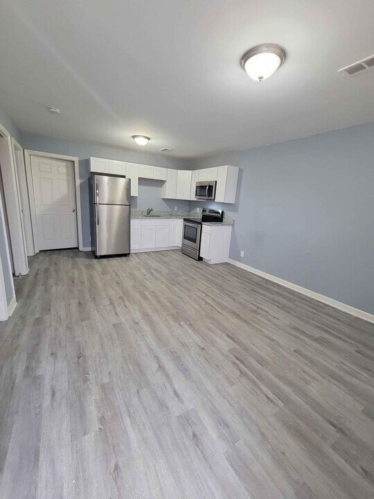 E Old Hickory Flats Photo