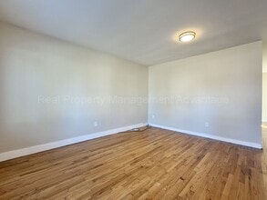 24659 Lambrecht Ave in Eastpointe, MI - Building Photo - Building Photo