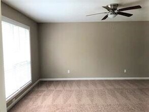 717 Vicksburg Ct in Conroe, TX - Building Photo - Building Photo
