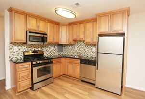 Potomac Ridge Apartments