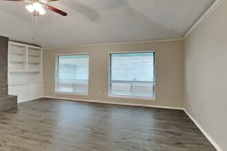 4718 Lost Lake Ln in Spring, TX - Building Photo - Building Photo