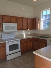 939 Millbrae Ct-Unit -6 in West Palm Beach, FL - Building Photo - Building Photo